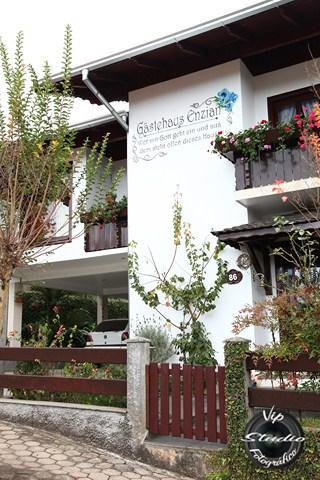 Hospedaria Gastehaus Enzian Трезі-Тіліас Екстер'єр фото