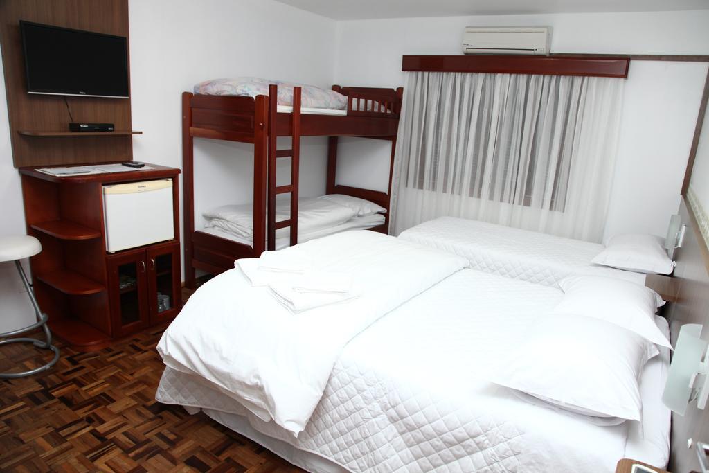 Hospedaria Gastehaus Enzian Трезі-Тіліас Екстер'єр фото